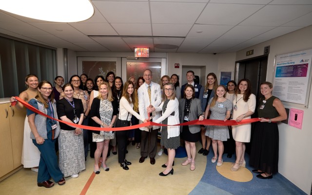 Location Lounge Ribbon Cutting