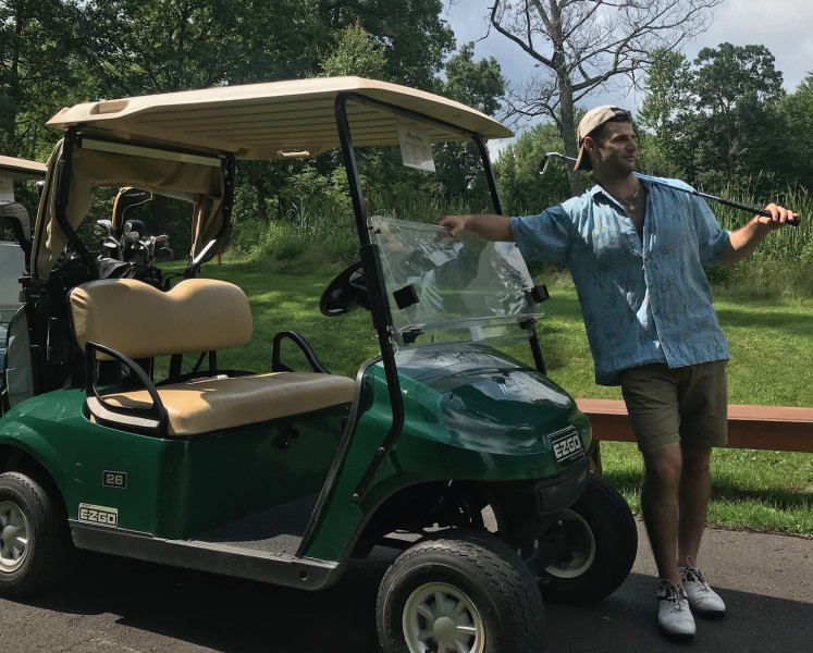 Justin Golfing